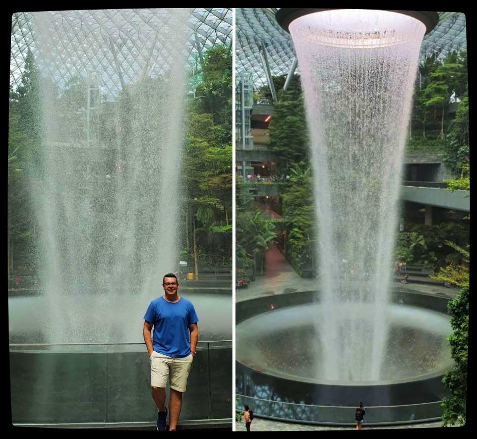 Rain Vortex, principal atração do aeroporto de Singapura